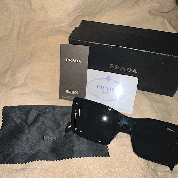Prada sunglasses 🕶️ - Picture 1 of 10